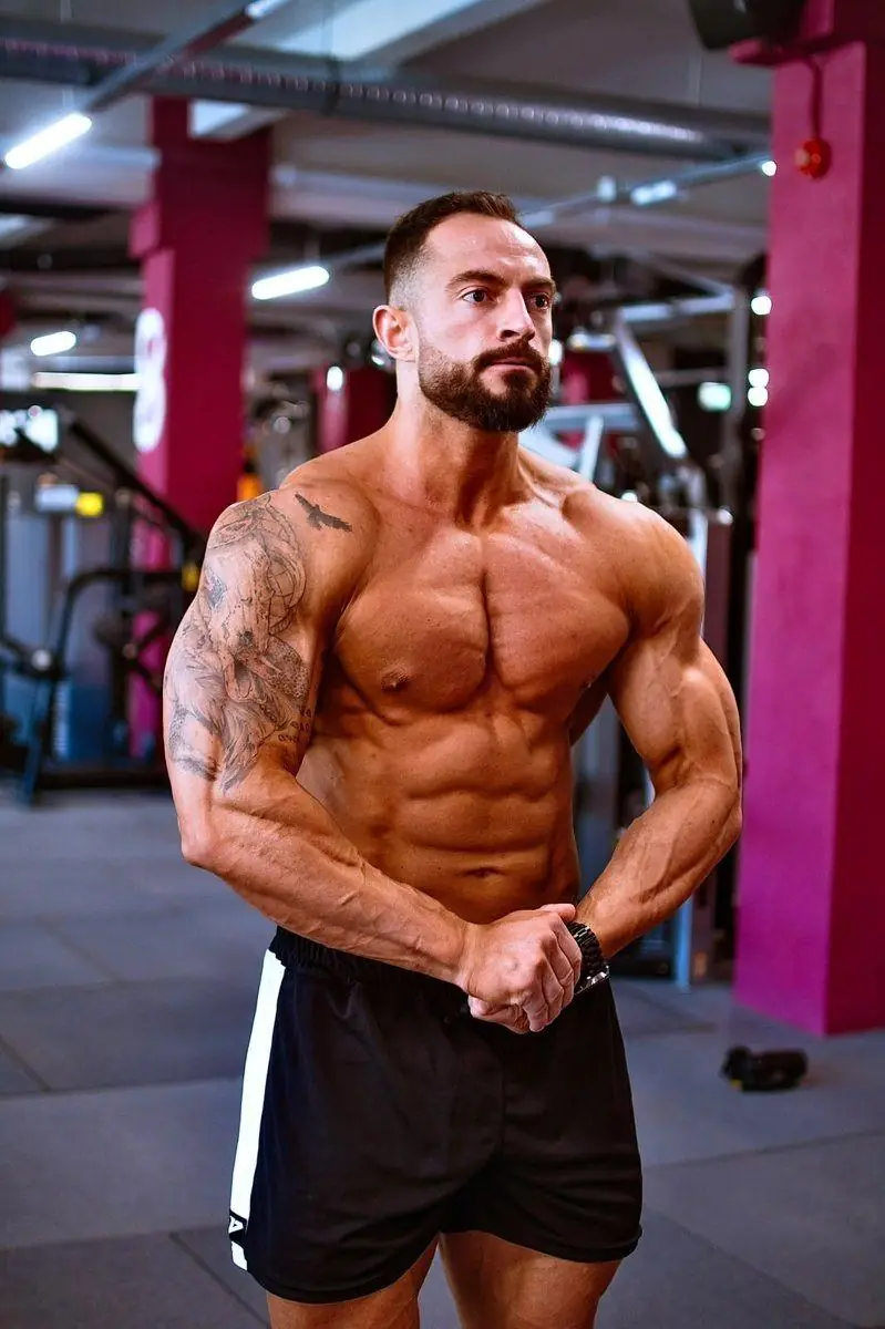 Iulian Rațiu, lifestyle și antrenament